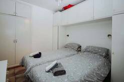 Schlafzimmer/bedroom/dormitorio