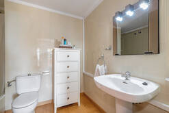 Bad 1/bath 1/baño 1